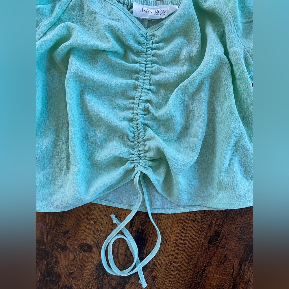 Pink Rose Crop Top Shirt, size Small, mint green - Picture 4 of 5